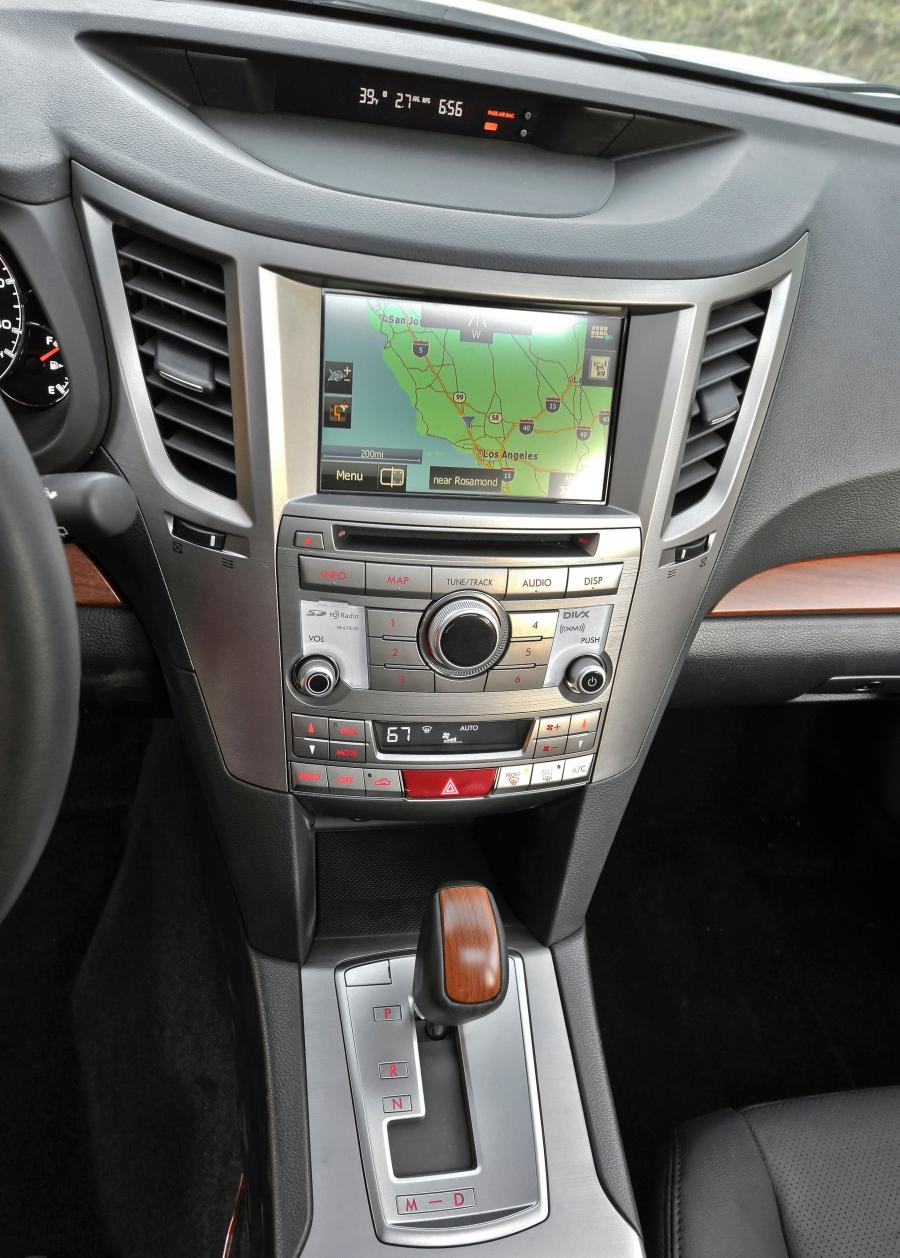  Subaru Outback 2013 года  (фото 2 из 29)